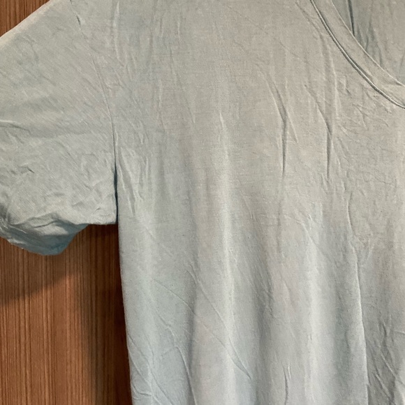 Time And Tru Womens Short Sleeve V Neck Blue Blouse Size M 8-10 - Picture 3 of 6